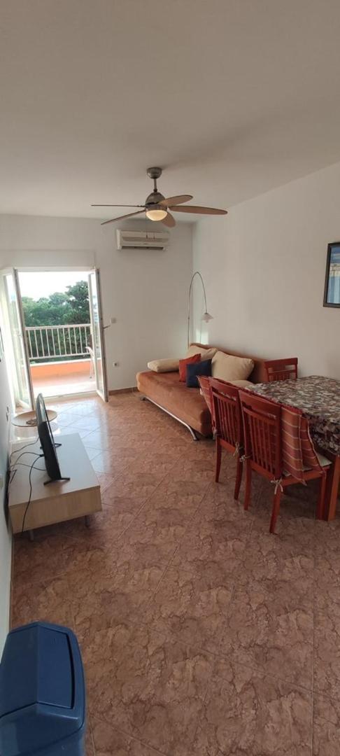 Apartment Visum Primošten Extérieur photo